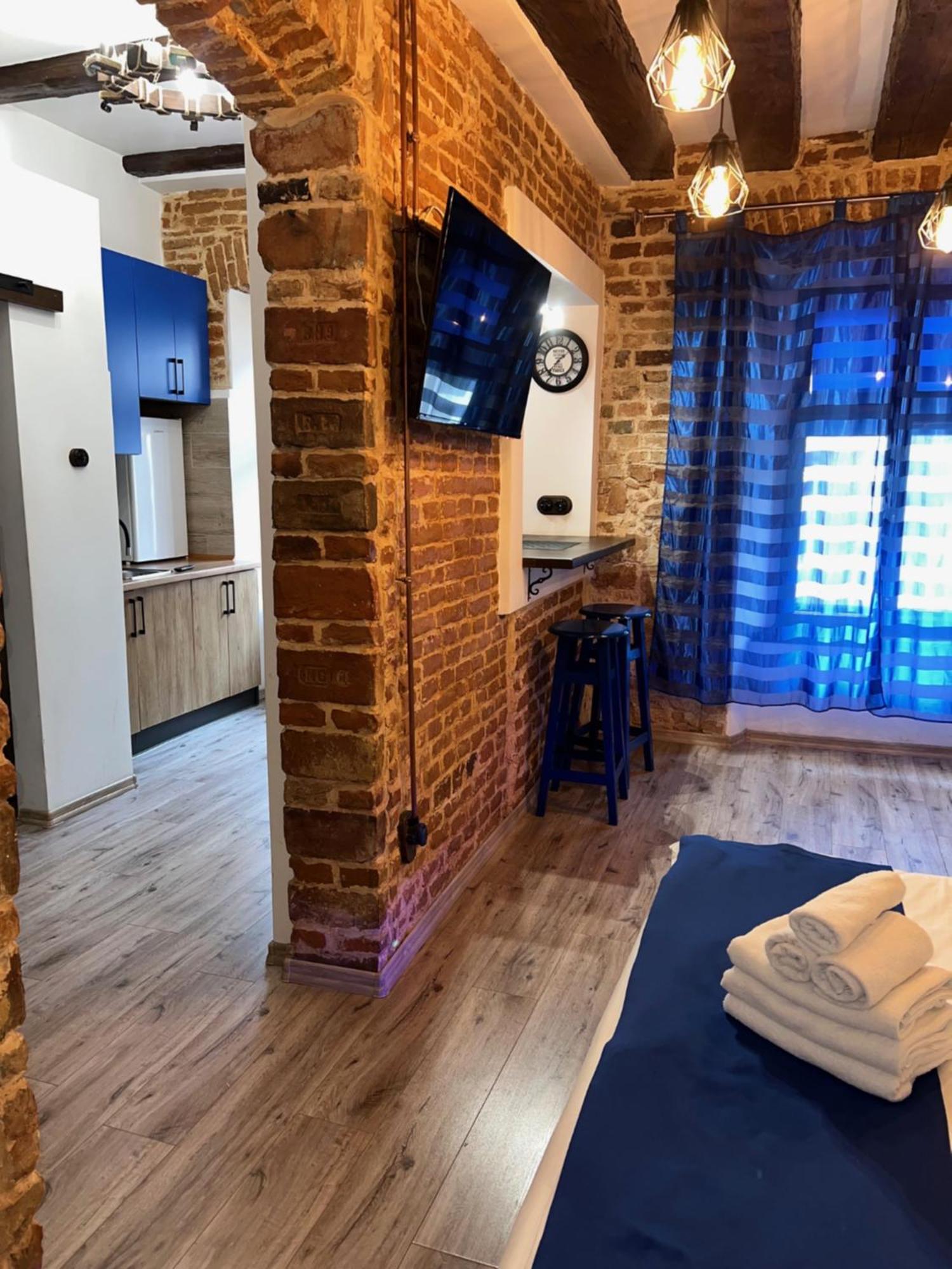 Cozy Loft В Самому Центрі Львова Apartment Exterior photo